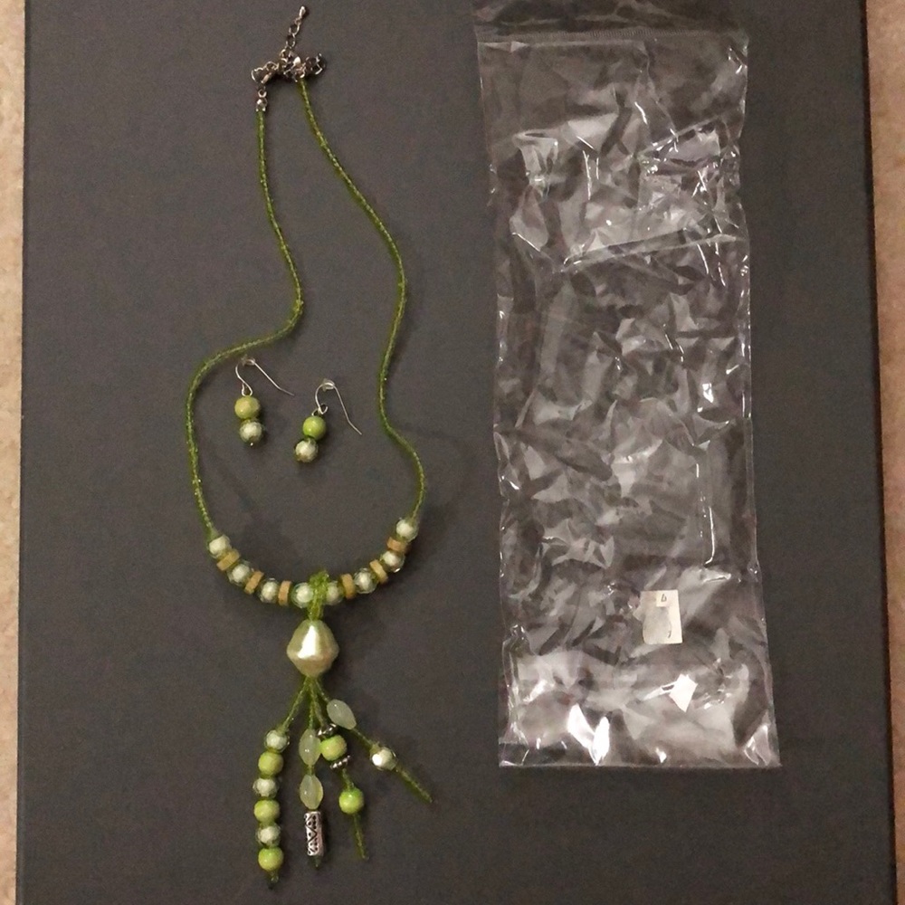 Beaded necklace